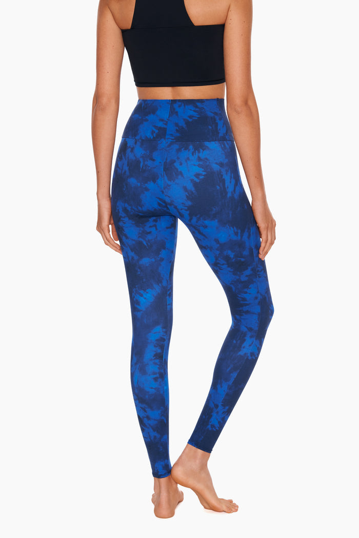 Athleisure Legging in Woodstock