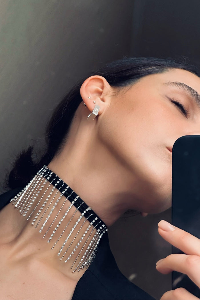 Brilliant choker