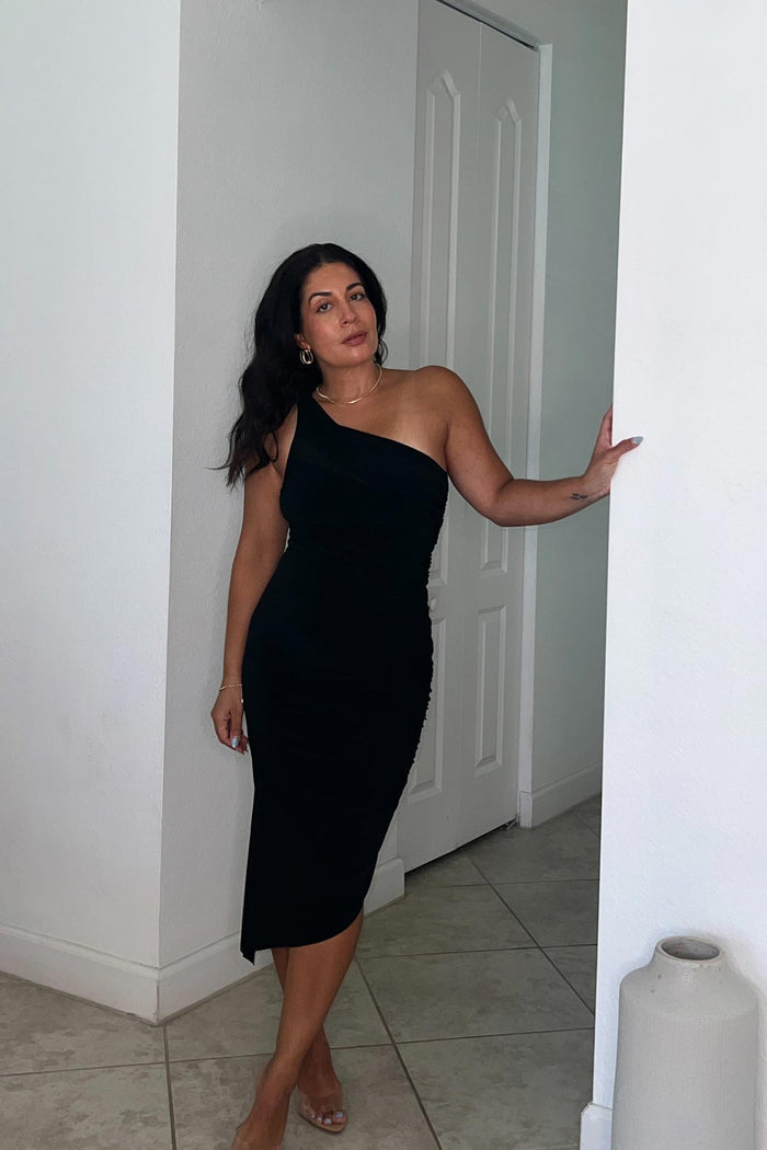 Jeni Shaping Dress in Black