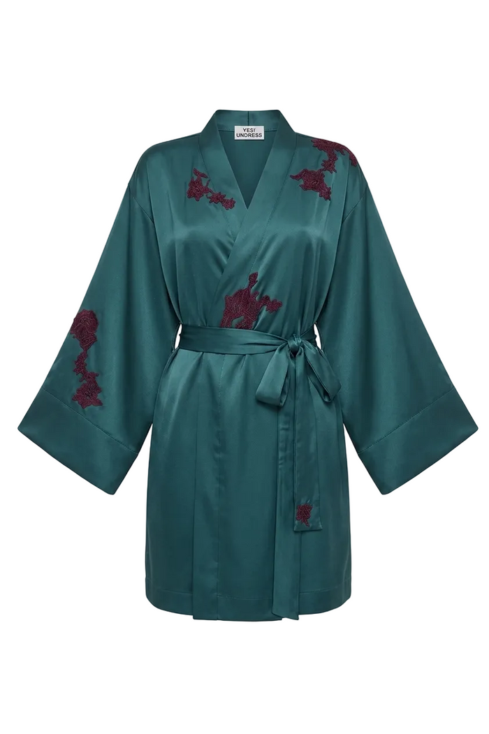 Kasumi Signatures emerald garden mini kimono robe