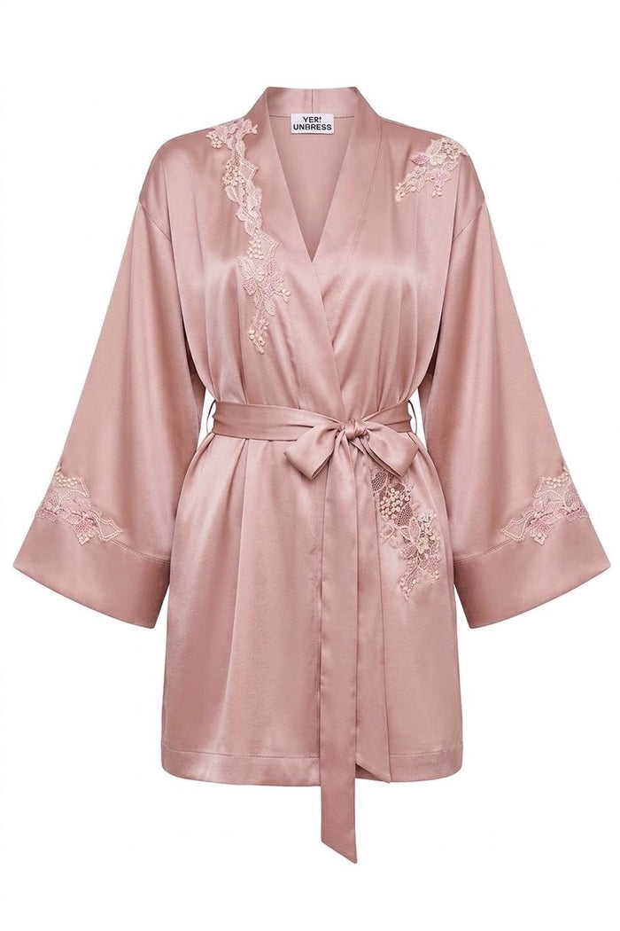 Kasumi Signatures Peony mini kimono robe