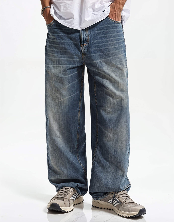 Loose-Fit Jeans