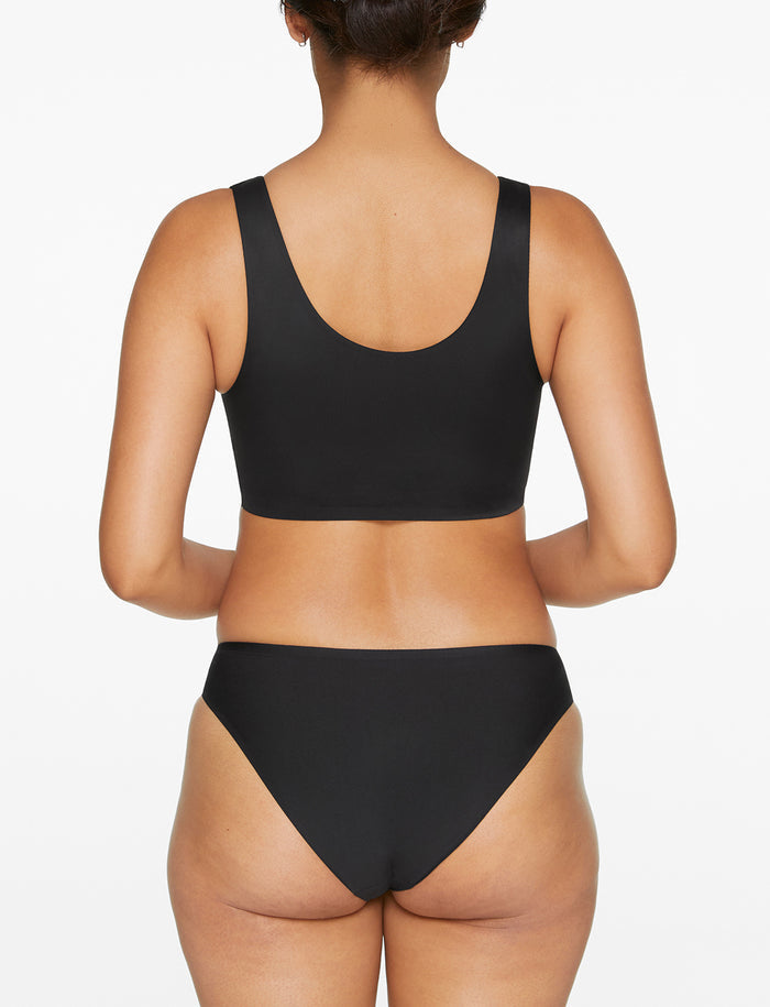 Smoothing Scoop Wireless Bra - Black - Nylon/Spandex -Thirdlove