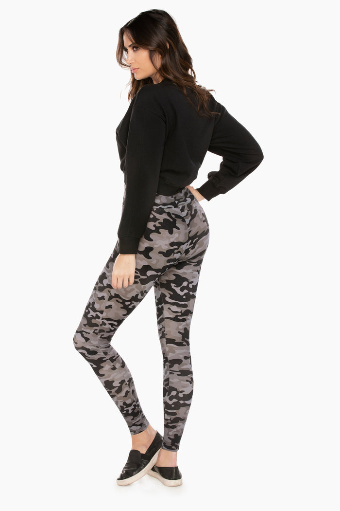 Athleisure Legging in Camo