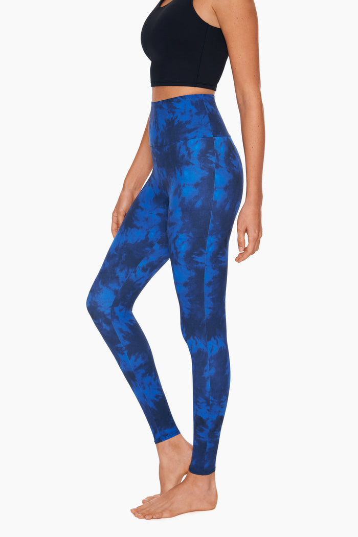 Athleisure Legging in Woodstock