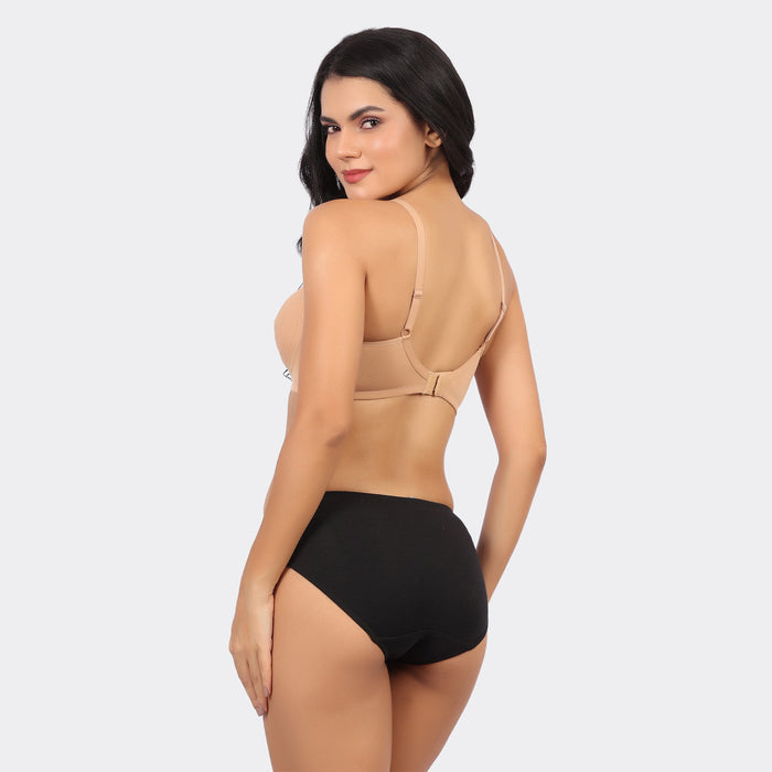 Skin / 36 / C