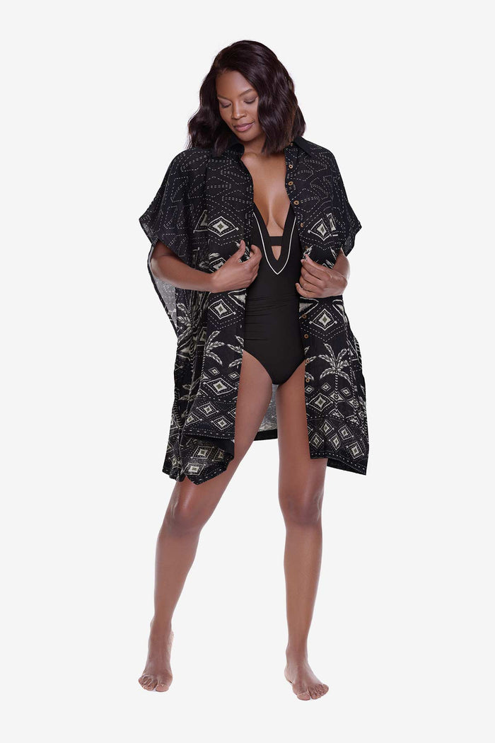 Beach Shirt Cover Up in Perla Palma