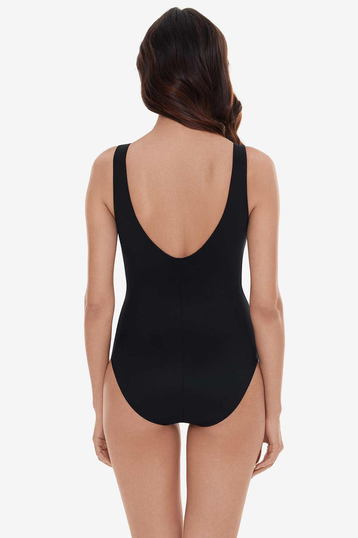 Bindy One Piece in Boba