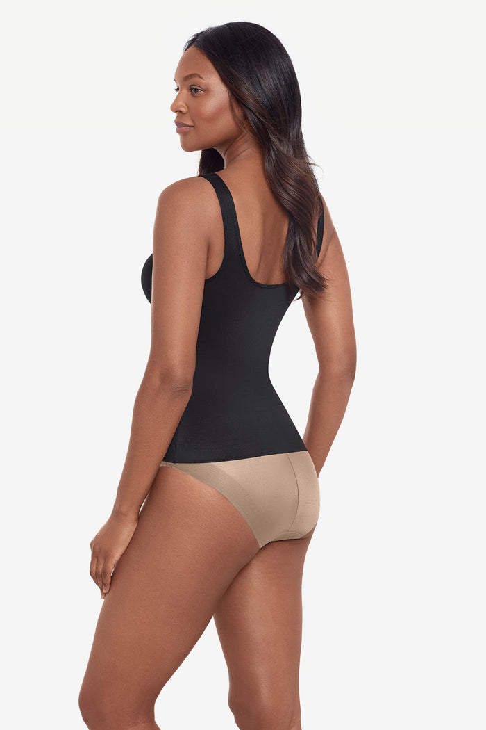 Comfy Curves Scoop Neck Shaping Tank