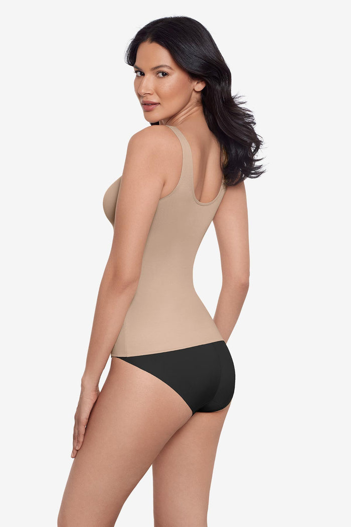 Comfy Curves Scoop Neck Shaping Tank