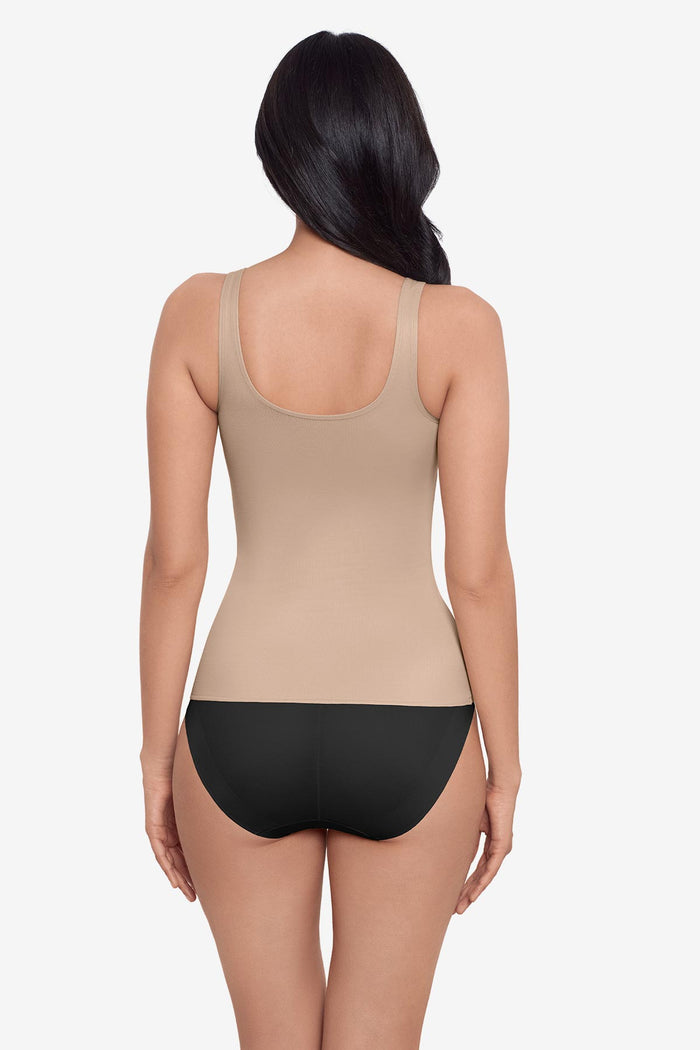 Comfy Curves Scoop Neck Shaping Tank