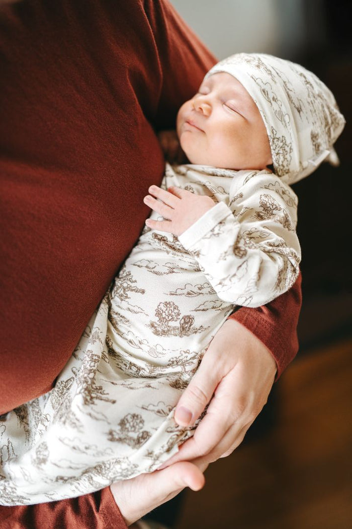 Country Toile Luxe Stretch Newborn Gown & Hat Set - Babies in Bloom