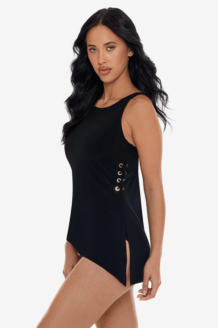Gabriella Tankini Top in Hoops