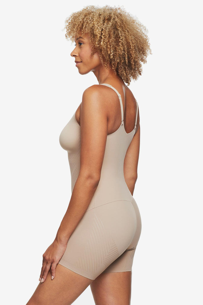 Iconic Core Mid-Thigh Bodysuit with Rear Lift