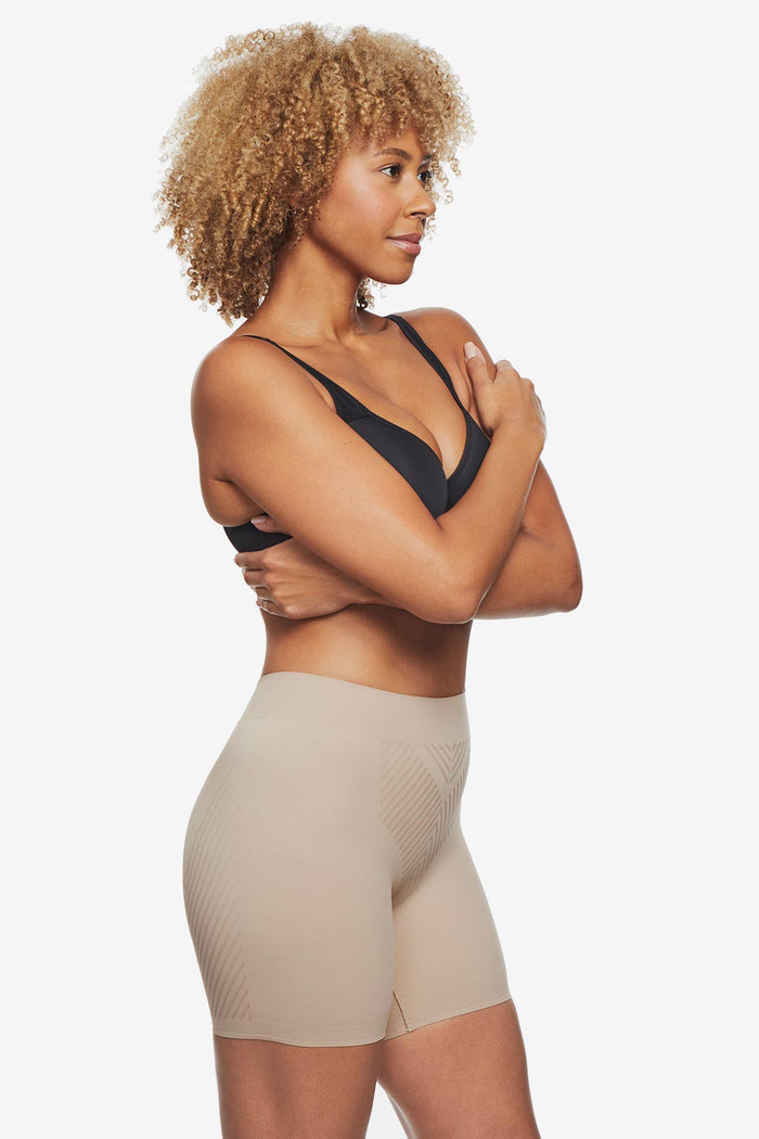 Iconic Core Mid-Thigh Shaping Short with Rear Lift