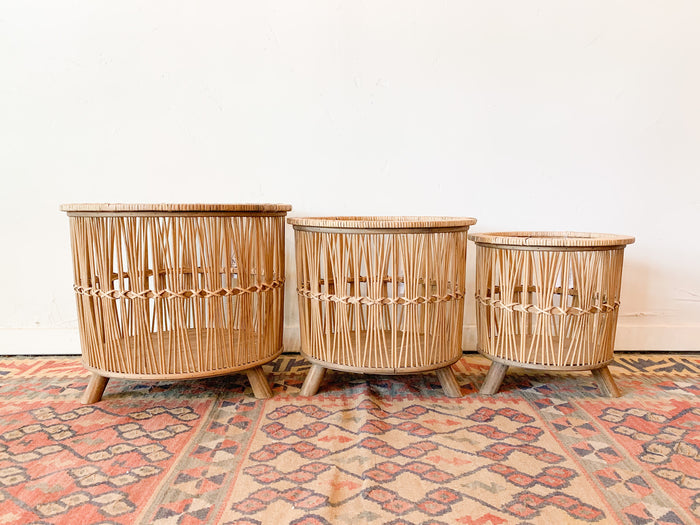 Jess Basket Stand