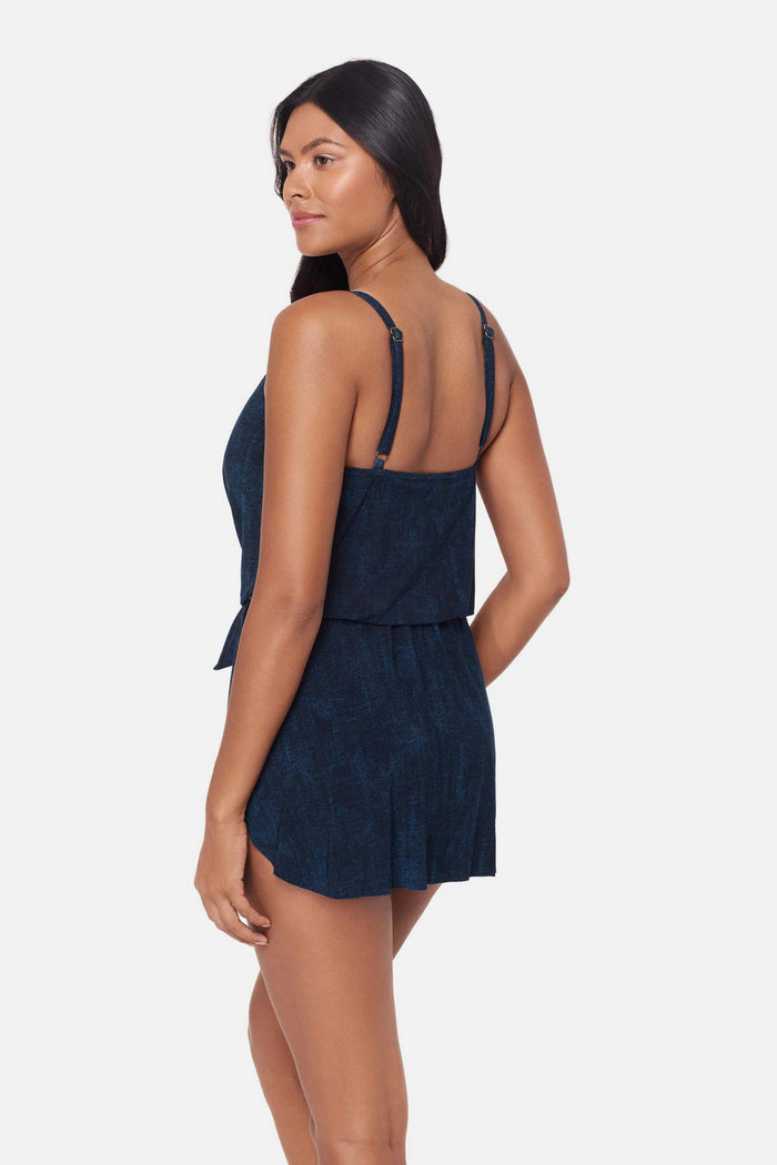 Side view of Kami One Piece in Billie Jean