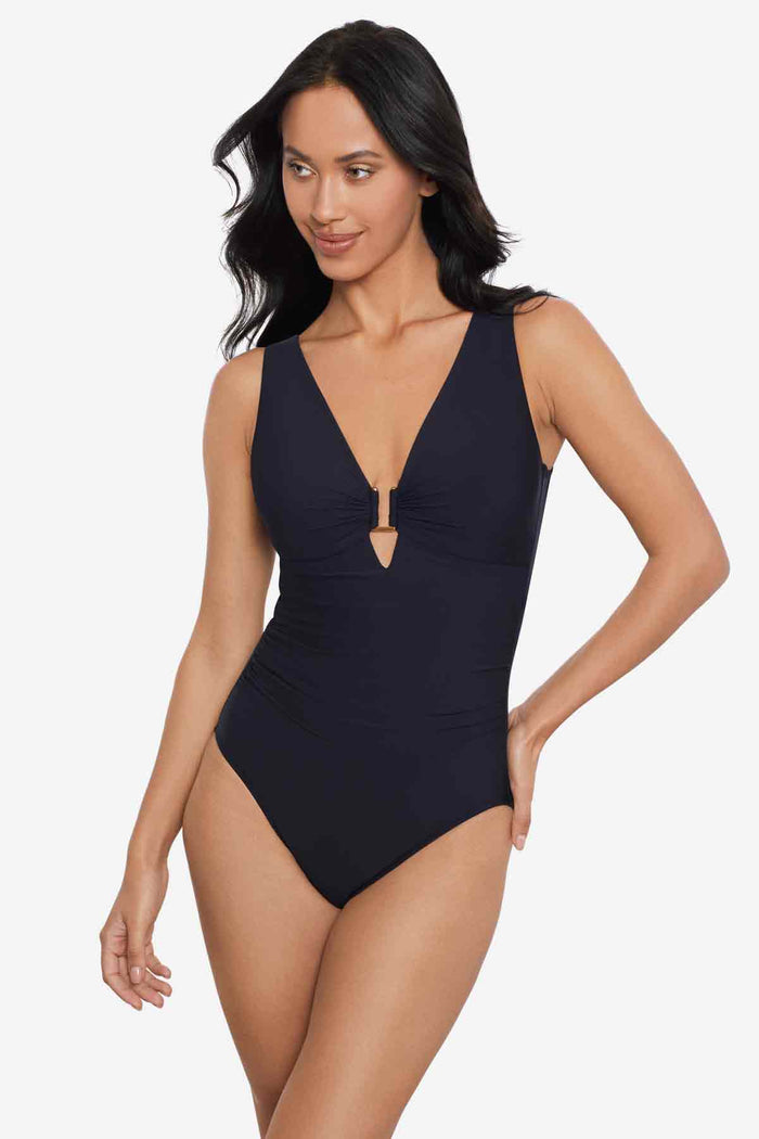 Kristi One Piece