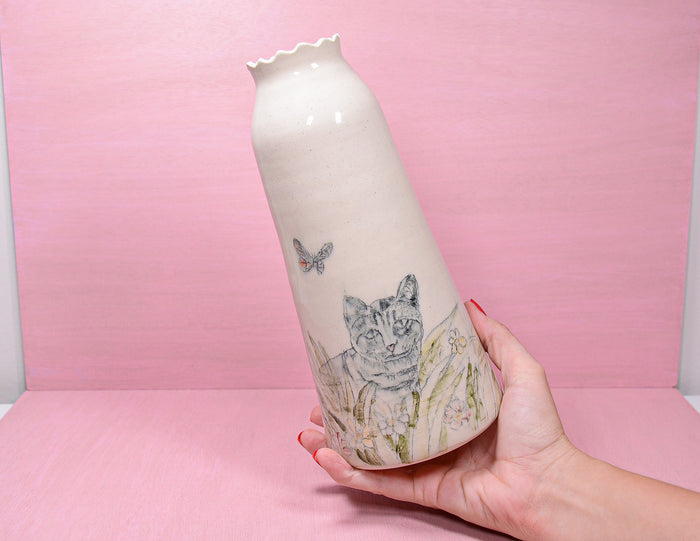 Large Cat in the Grass Vase