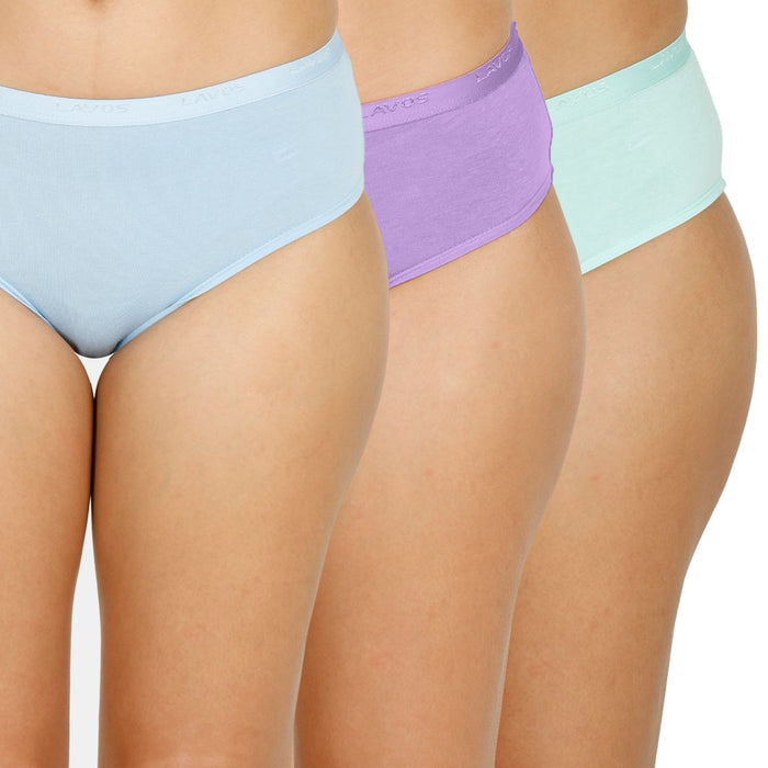 Organic Bamboo Outer elastic Mid waist Hipster for Women- Pack of 3's photograph that's made with an innovative bamboo and organic cotton fabric from Lavos Performance, a carbon neutral eco-fashion company. A hip-hugging hipster panty that gives you the feeling of freedom and comfort you have been looking for. It comes with a soft elastic waistband and a double-layered gusset to ensure comfort. This combo contains a pack of three non-transparent neutral colors panties for day-to-day needs.