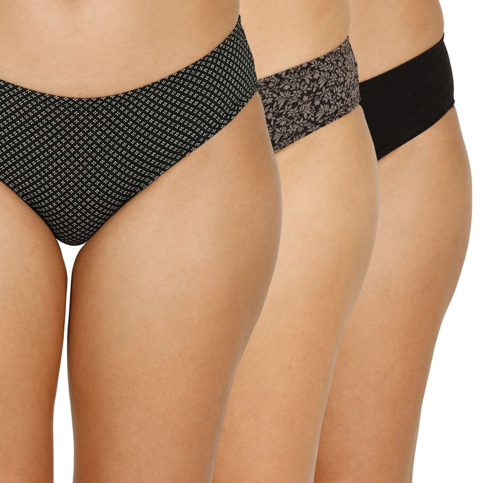 Organic Bamboo inner elastic printed Bikini for women-pack of 3's photograph that's made with an innovative bamboo and organic cotton fabric from Lavos Performance, a carbon neutral eco-fashion company. Lavos Performance Women's Bikini Panty comes in a pack of 3 with assorted colors. Perfect for your day-to-day routine. Made of signature Air jersey fabric that is extremely soft, lightweight, and skin-friendly. Added front and back coverage. Anti-bacterial and odor-free. Ultra Soft Bamboo/Cotton