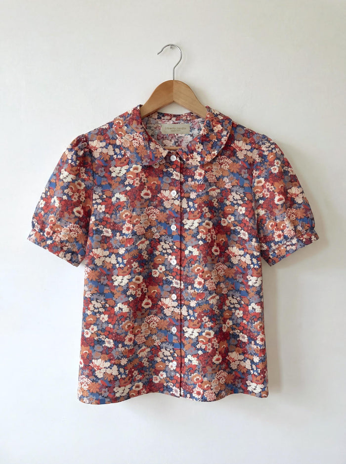 Liberty London Peter-Pan Collared Blouse, Floral-print Cotton Puffed-sleeves Button-up Shirt, Handmade Botanical Cotton Womenswear
