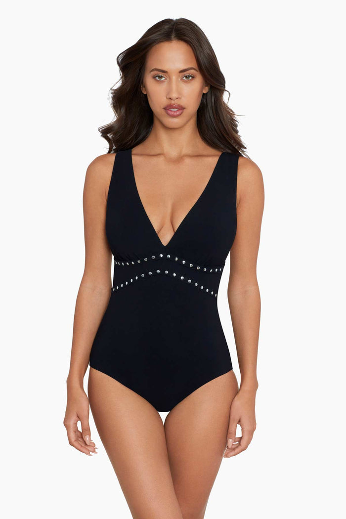 Lupita One Piece in Ophelia
