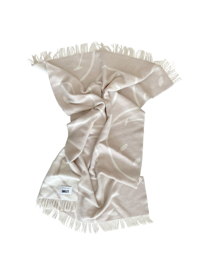 Maison Deux Blanket SMILEY White / Grey Print 4.25 x 6.5 ft