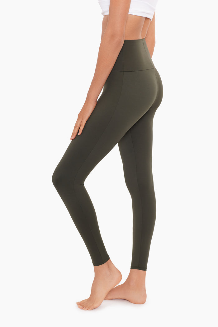 Miracle TightsŽ Athleisure Legging in Climbing Ivy