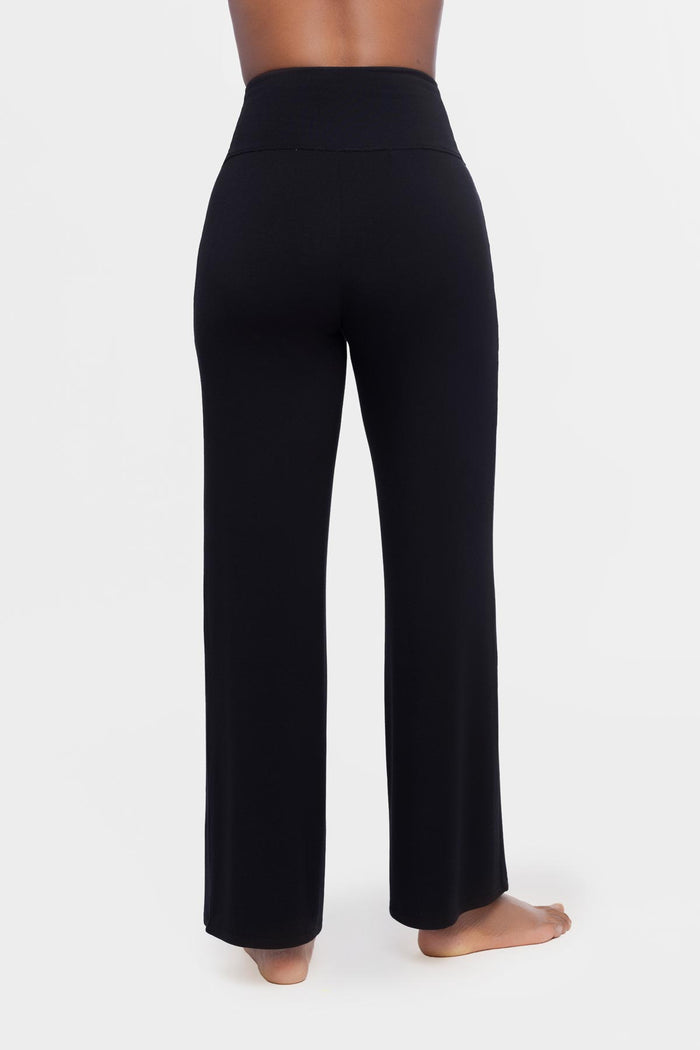 Miraluxe Shaping Pant in Black