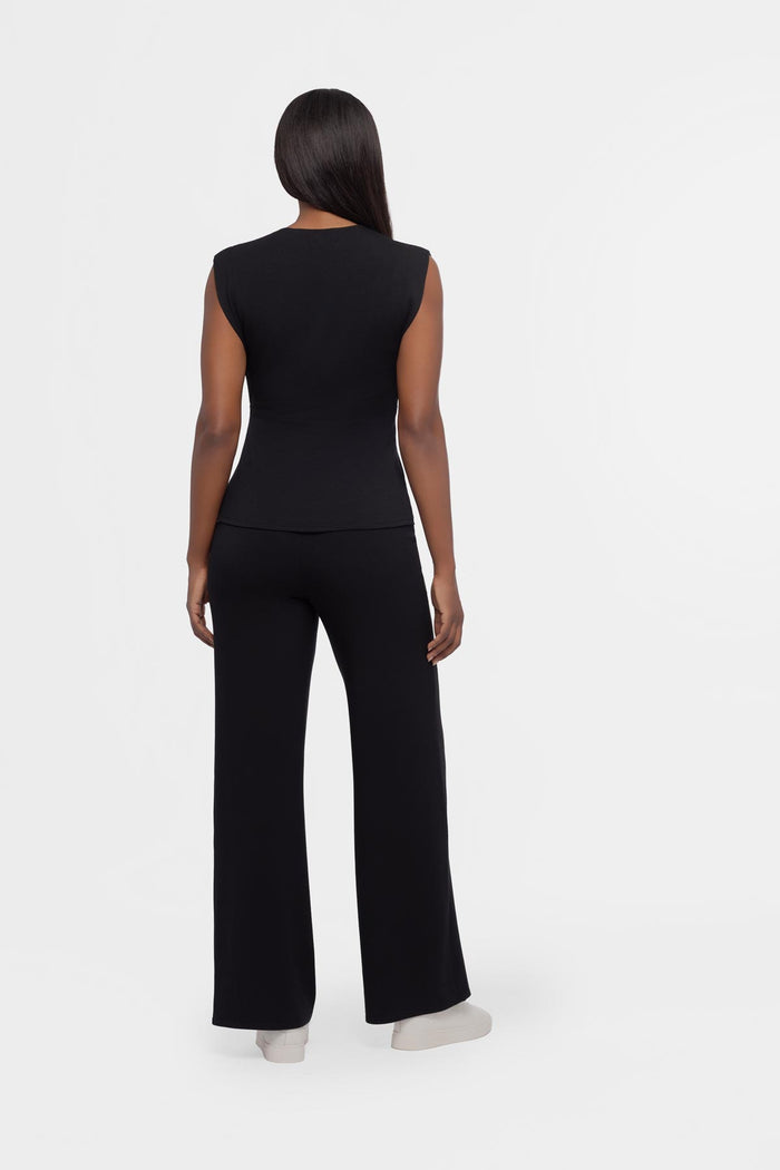 Miraluxe Sleeveless Top in Black