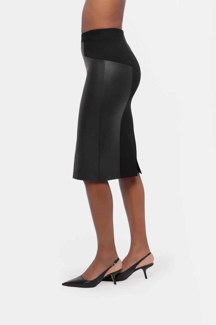 Mirasculpt Mix Media Pencil Skirt in Black