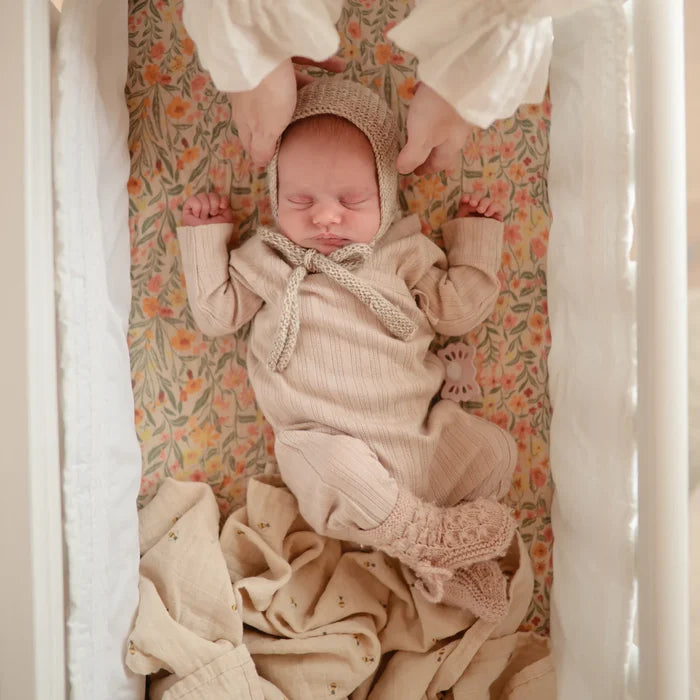 Mushie - Extra Soft Muslin Crib Sheet in Pastel Blooms