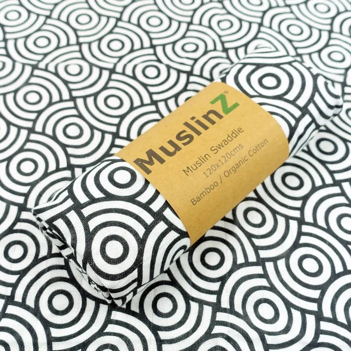 MuslinZ Bamboo/Organic Cotton Muslin Swaddle 120x120cm - Black Swirl - ebebek - Black Friday
