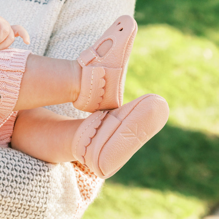 Newborn Blush Mary Jane Baby Shoe - Babies in Bloom