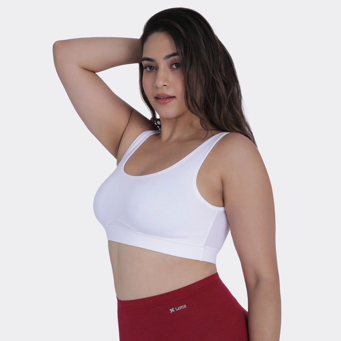 White / M