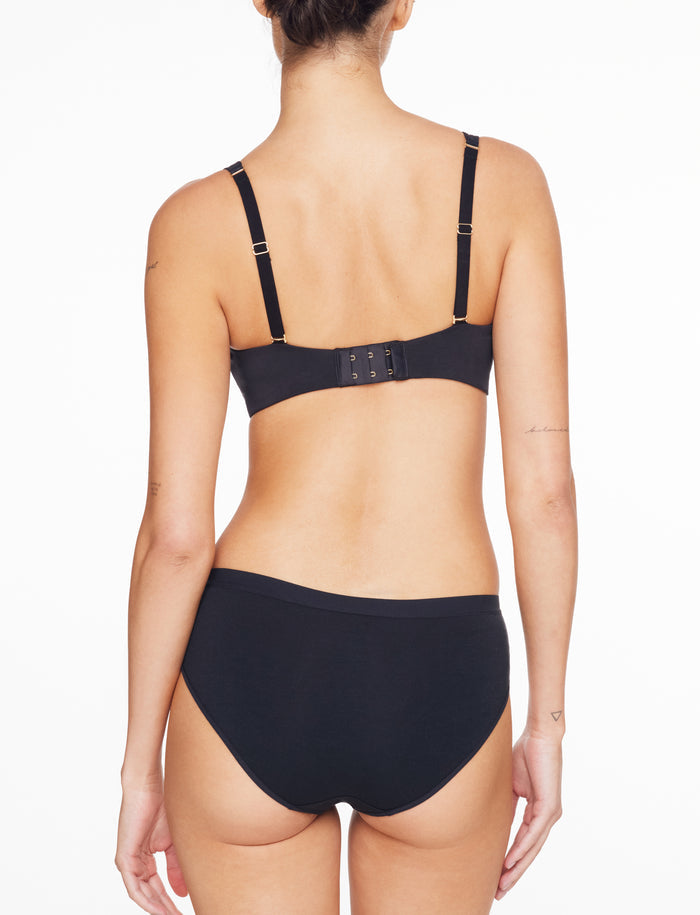 Organic Cloud Cotton Wireless Bra, Black - Thirdlove - Organic Cotton/Spandex,model