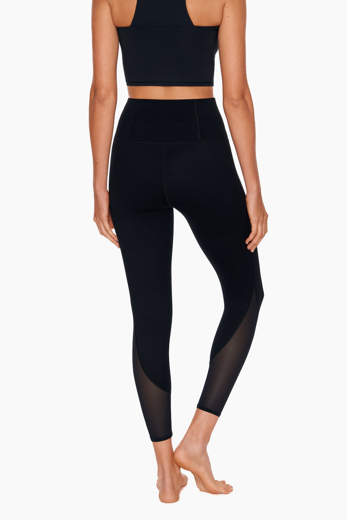 Performance Mesh Cut-Out Leggings in Black