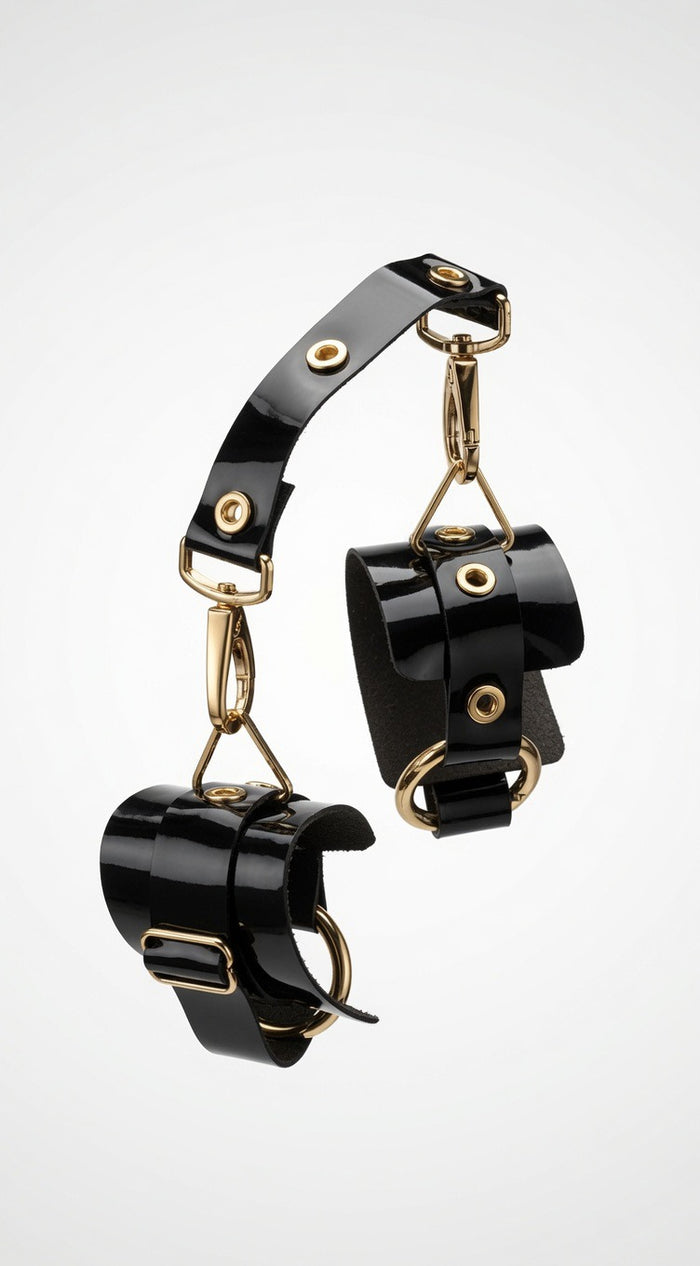 SlaveMe Black cuffs Secret Room