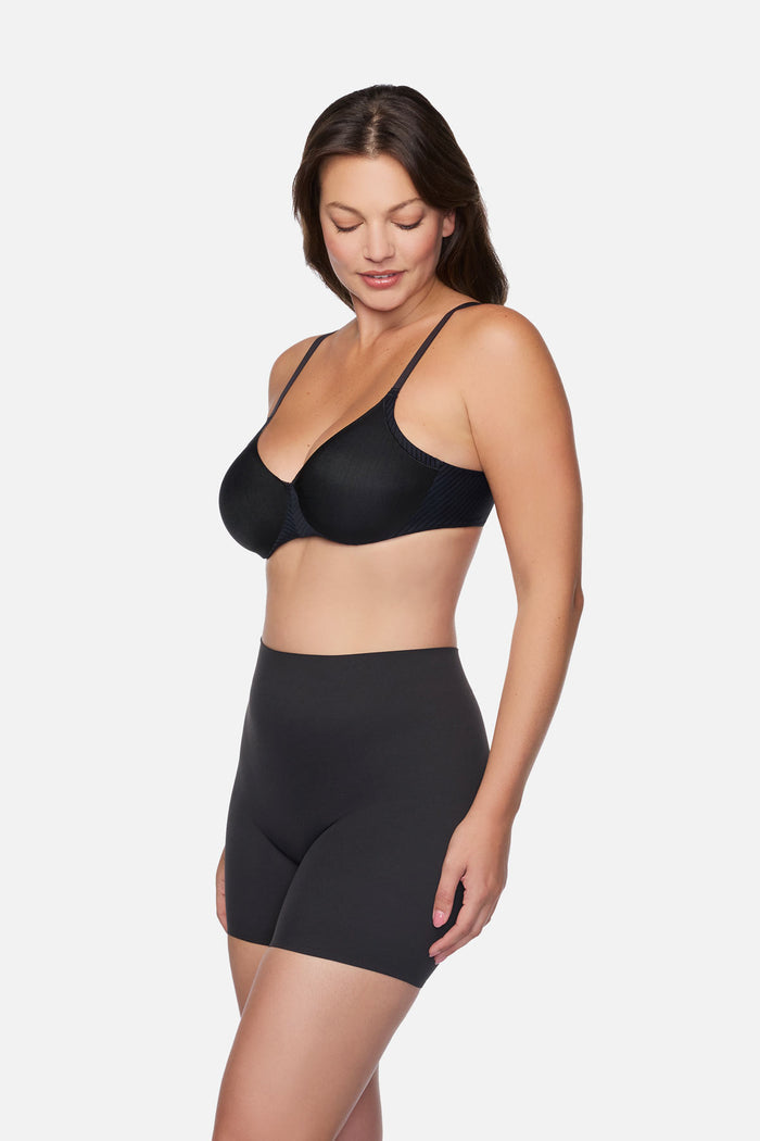 Sleek Essentials Shaping Mid-Thigh Short