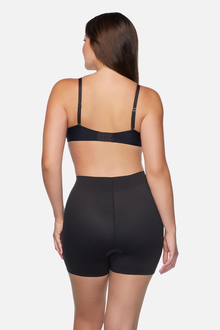 Sleek Essentials Shaping Mid-Thigh Short