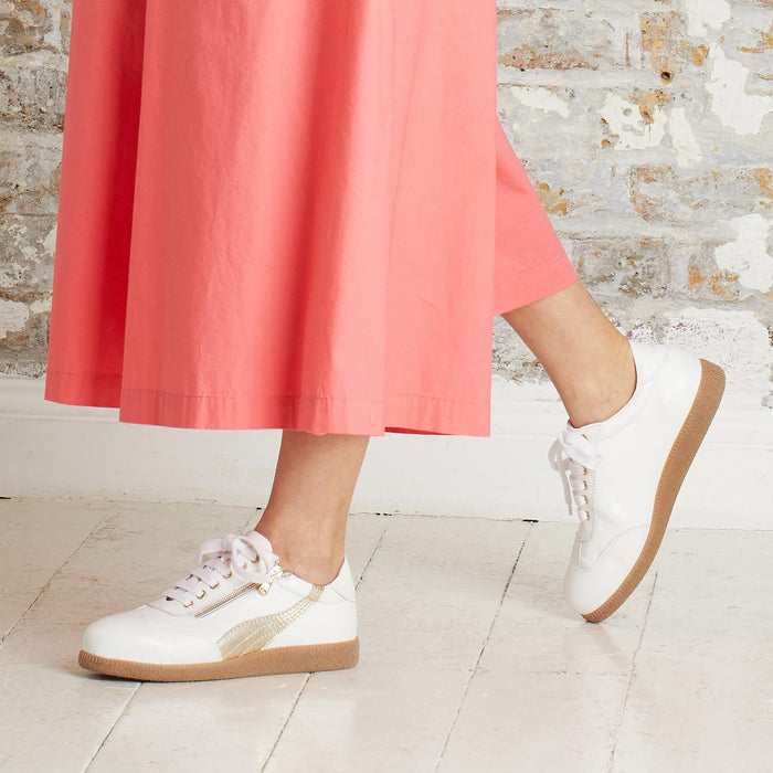 Swirl: White Leather & Gold Shoes Sole Bliss