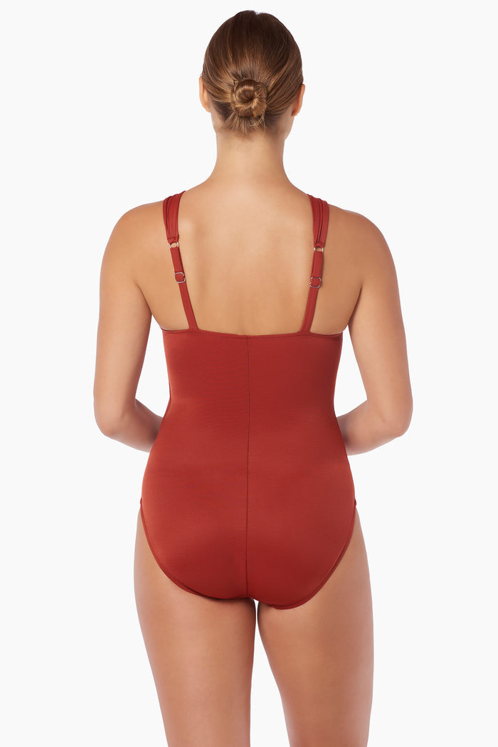 Tara One Piece