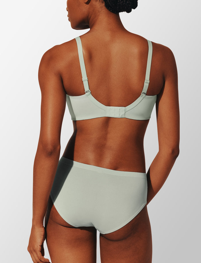 Thermoregulating TempSync™ Wireless Bra, Air - Thirdlove - 83% 37.5® nylon/12% spandex/5% nylon,modelAAA