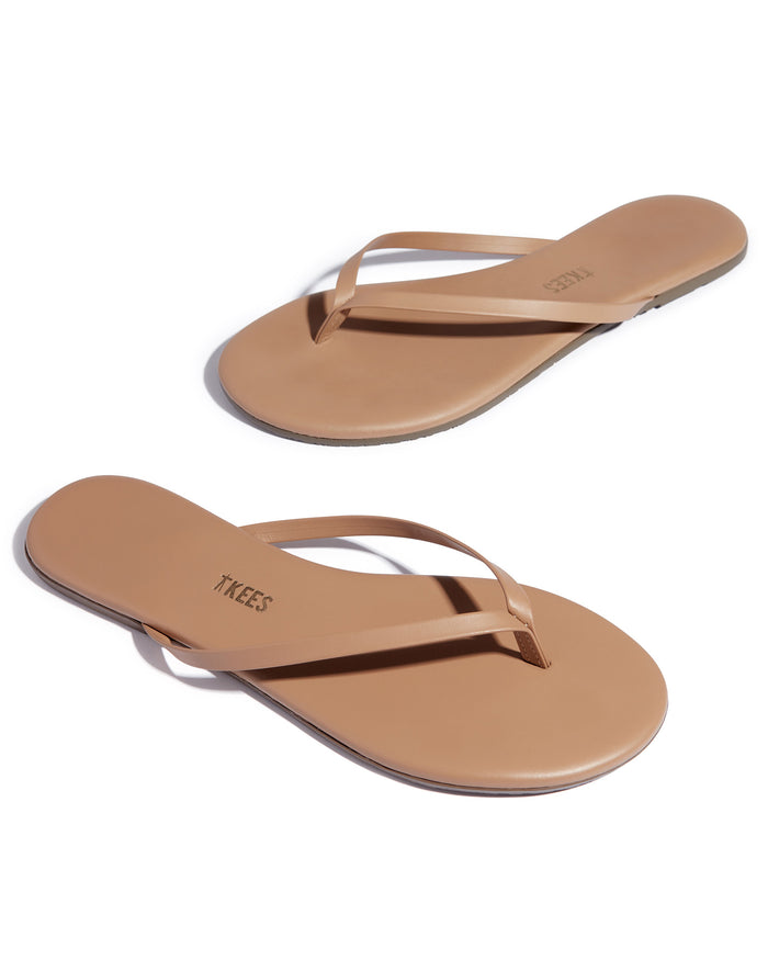 Off-model angled view of the TKEES Foundations Matte Sandals in cocobutter.