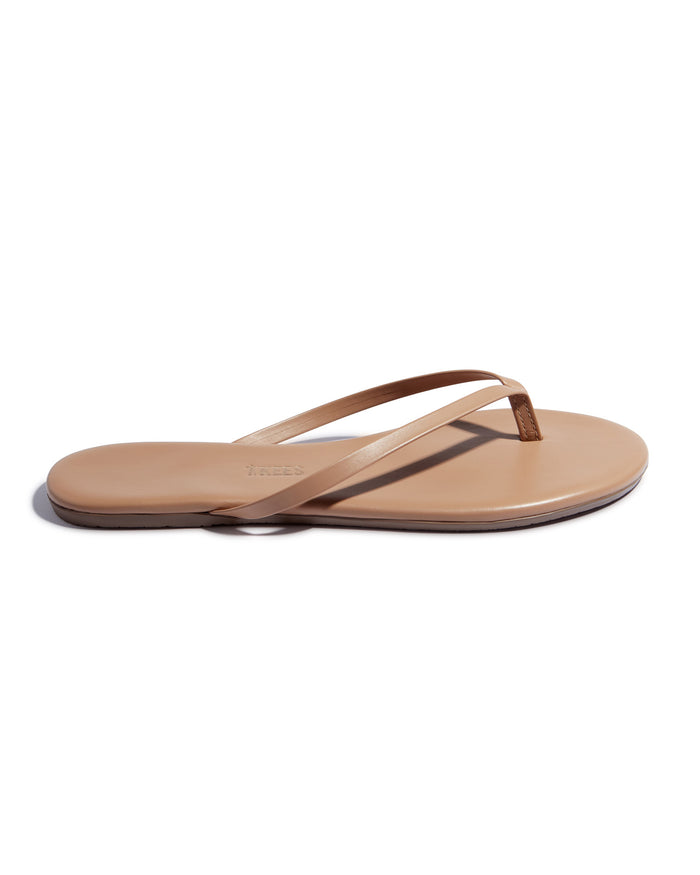 Side view of the TKEES Foundations Matte Sandals in cocobutter.