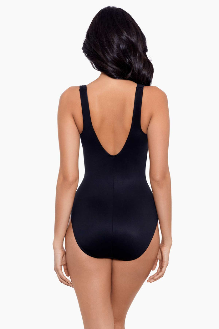 Trinity One Piece in Spectra