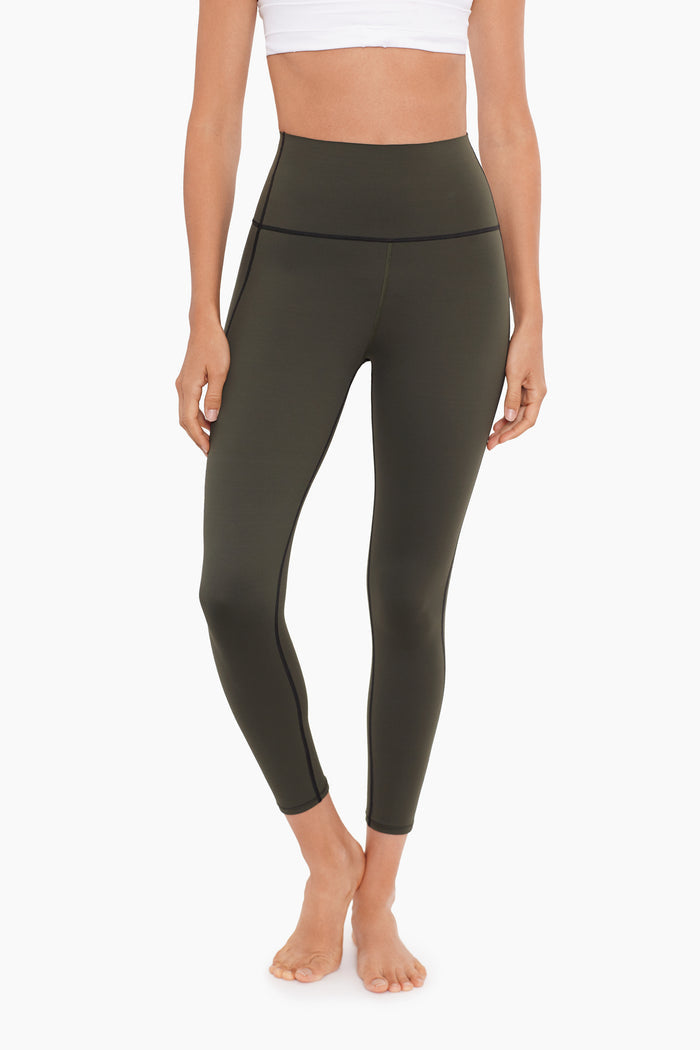 Tummy Control Performance Leggings in Climbing Ivy
