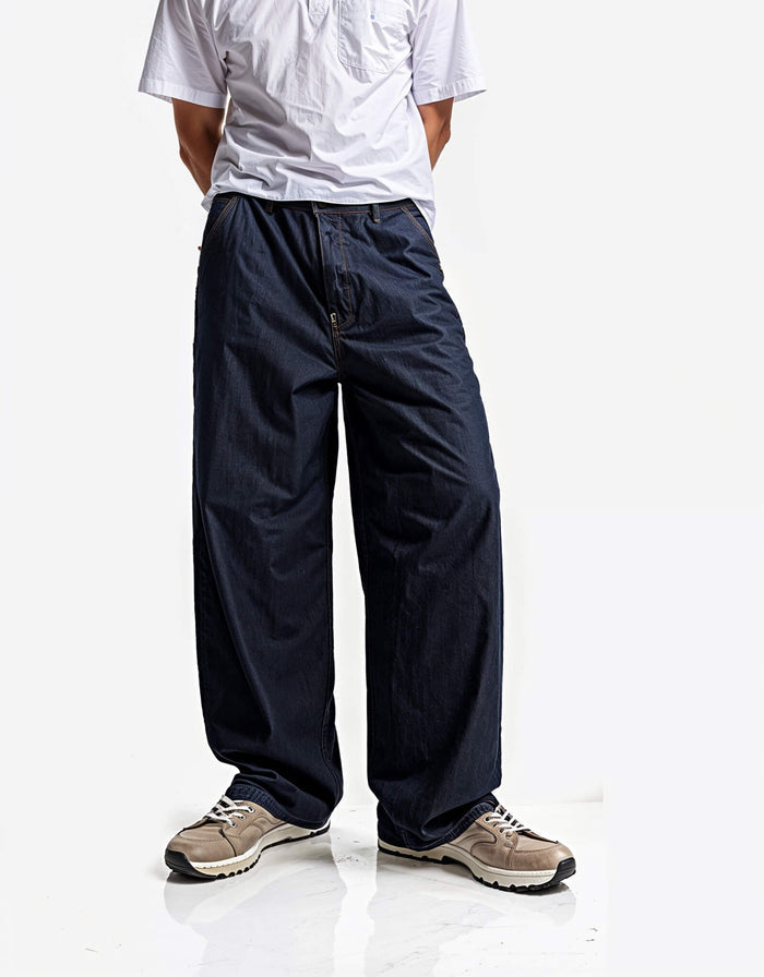 Wide-Leg Jeans
