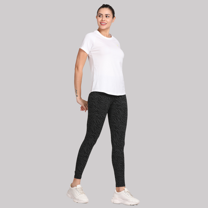 Women’s Organic Yoga Pant for Flexible, Breathable Movement